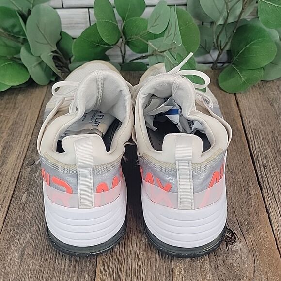 Nike women's Air Max Bella running shoe Size 8.5 - Picture 6 of 10